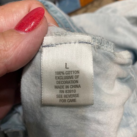 L Vintage Dress Barn Top w/Embroidered front and Rhinestones - Picture 10 of 11